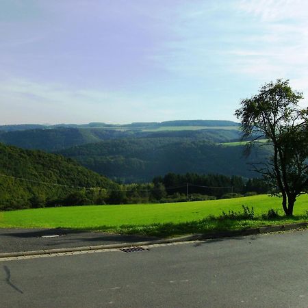 Beautiful Holidayhome With Sauna And Terrace Harscheid Екстериор снимка
