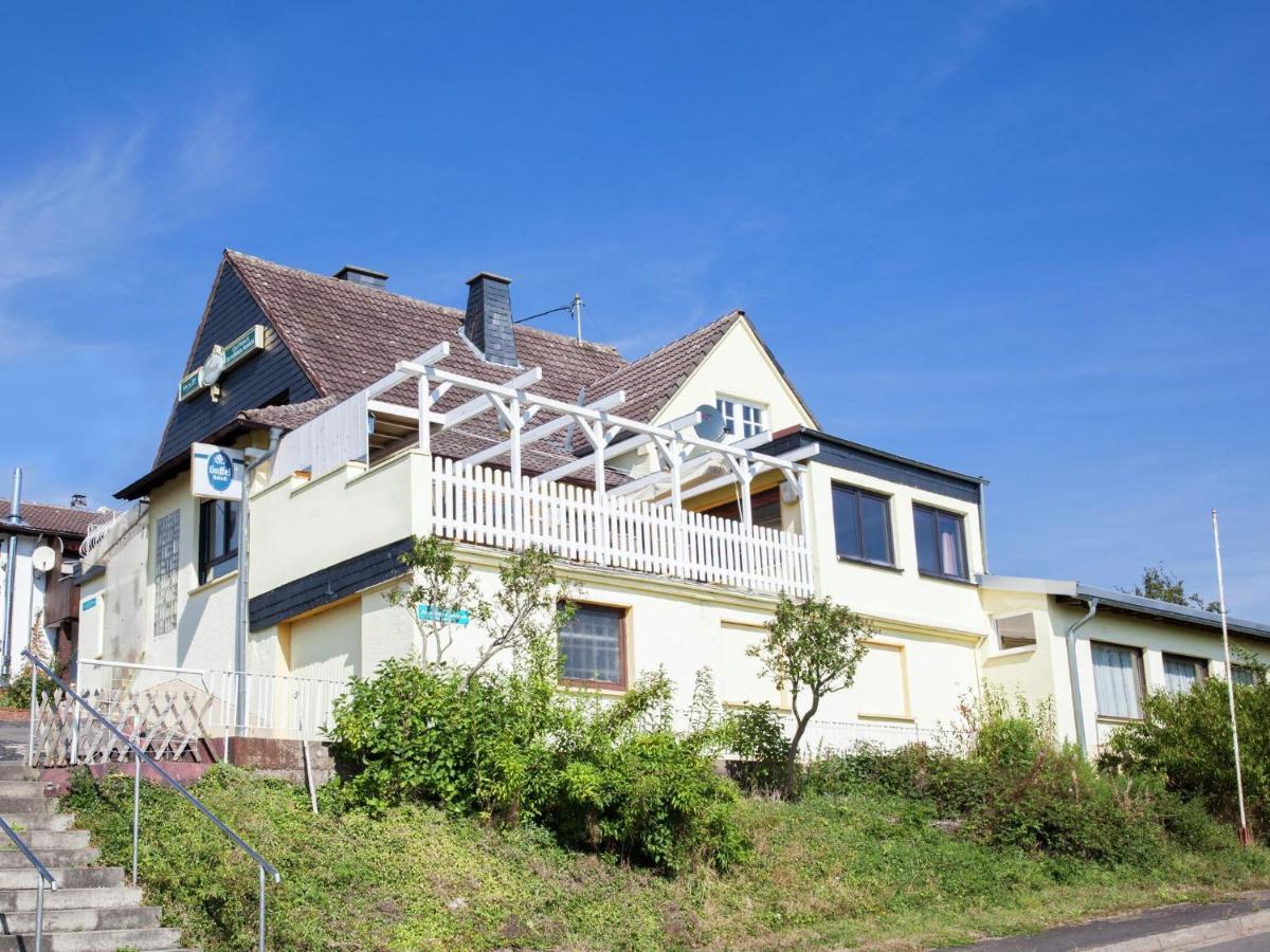 Beautiful Holidayhome With Sauna And Terrace Harscheid Екстериор снимка